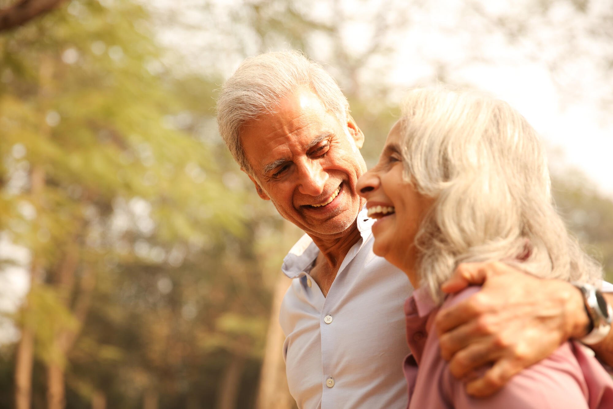 Healthy-Couple-Enjoying-A-Joyf-2